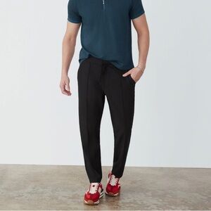 GSTQ Black Flex Jogger, NWT, 33